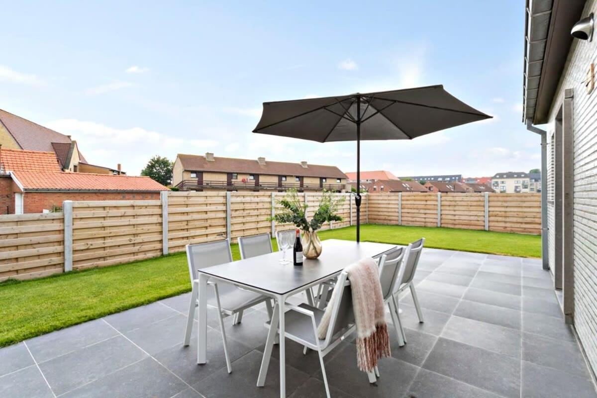 Huswell - Spacious Bungalow With Garden Near The Beach & Sea 미들케르케 외부 사진